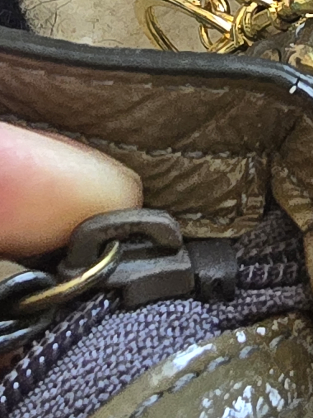 Authentic Coach Zoe Y2K Olive Green Mini Bag W/Cherry Charm - Picture 6 of 6